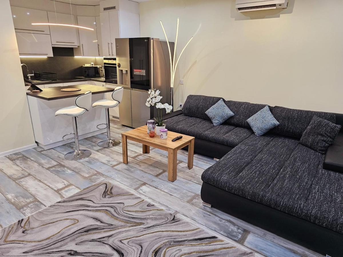 Urban Loft Apartman Salgótarján Kültér fotó